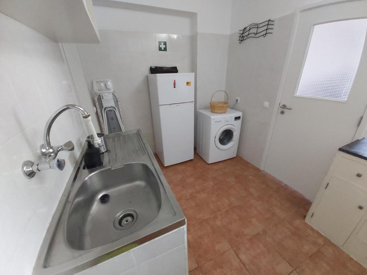Sun And Beach II Ac Wifi 90Mts From The Beach Portimao Exterior photo